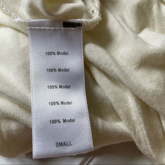 Project Social T Urban Outfitters Across the West
American Road trip graphic T - Picture 9 of 12